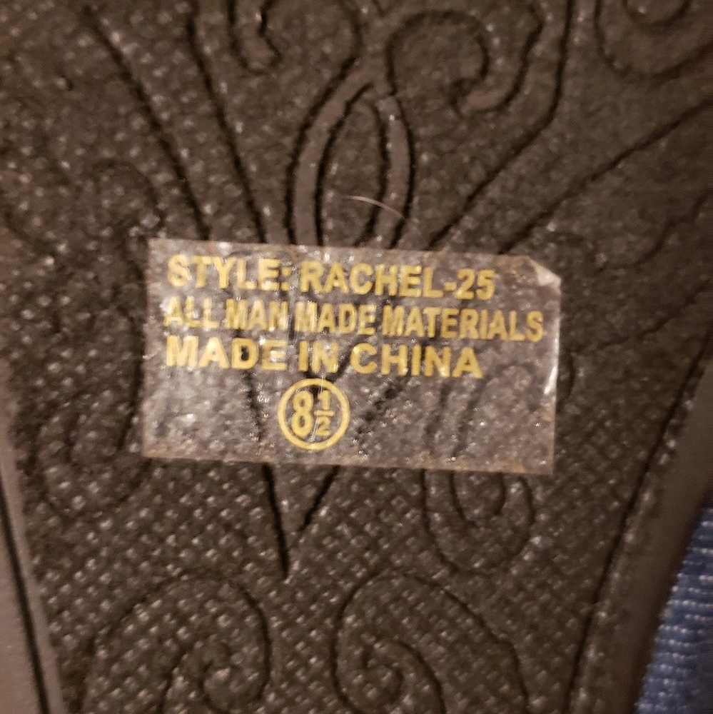 shoes - Picture 4 of 7